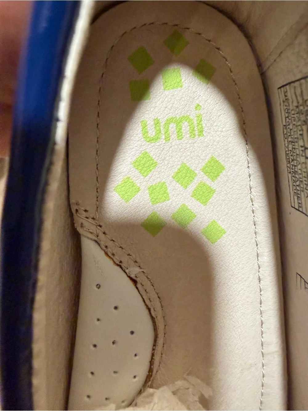 Umi Morie I Genuine Leather Girls Loafers Size 10.5 NIB